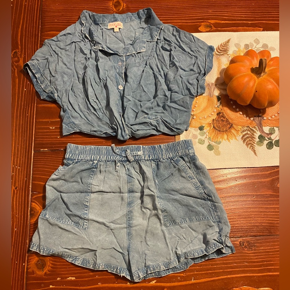 Chambray denim look two piece outfit NWOT
